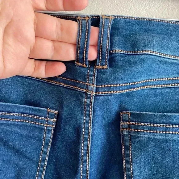 Cayon River Blues Preowned Plus-size Capris 16 - Picture 11 of 11